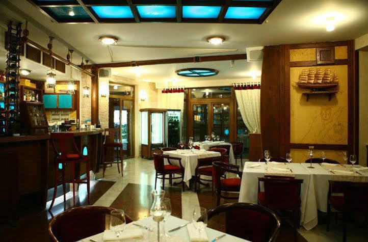 أوديسا Columbus Hotel المظهر الخارجي الصورة