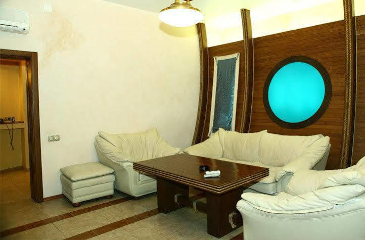 أوديسا Columbus Hotel المظهر الخارجي الصورة