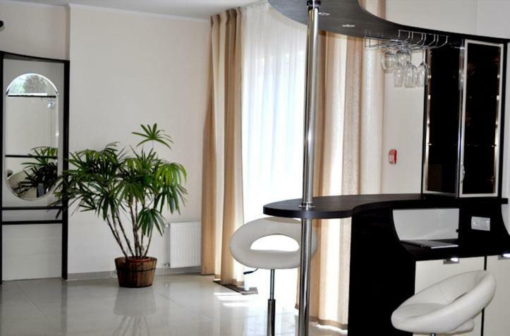 أوديسا Columbus Hotel المظهر الخارجي الصورة