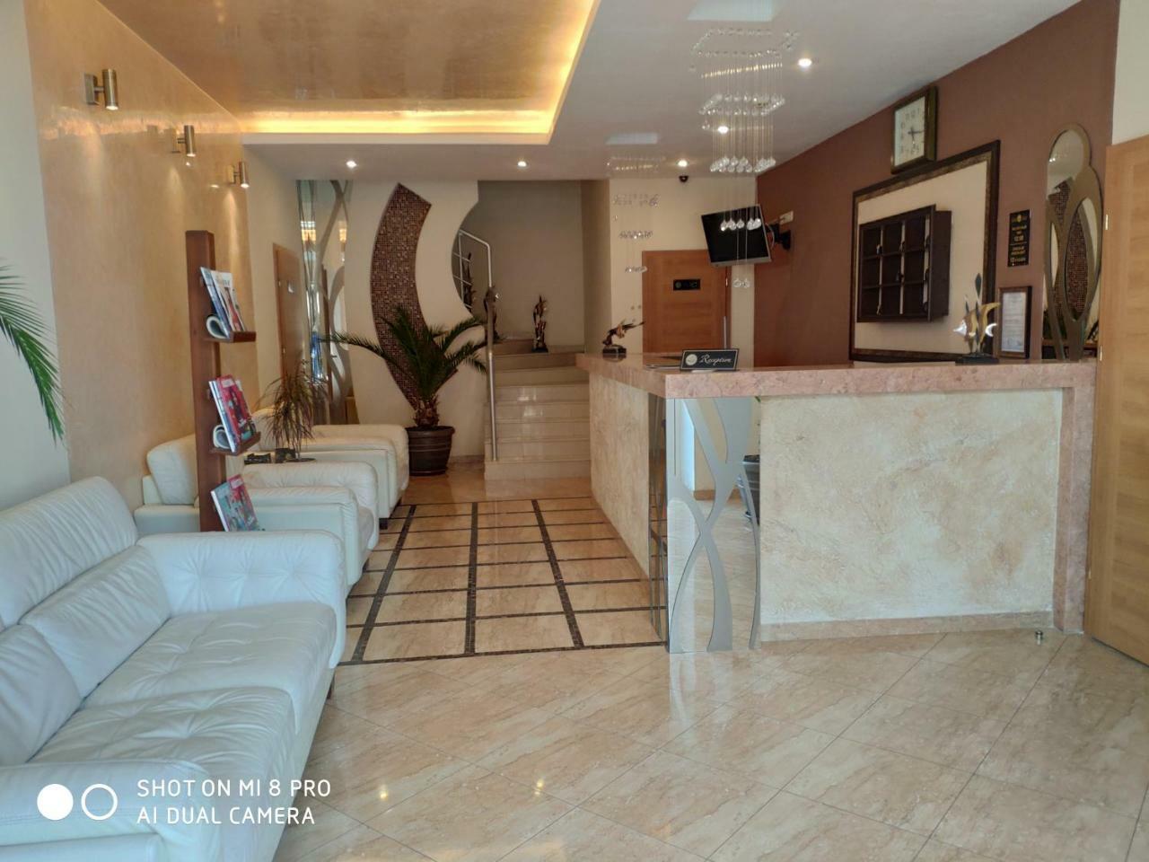 أوديسا Columbus Hotel المظهر الخارجي الصورة