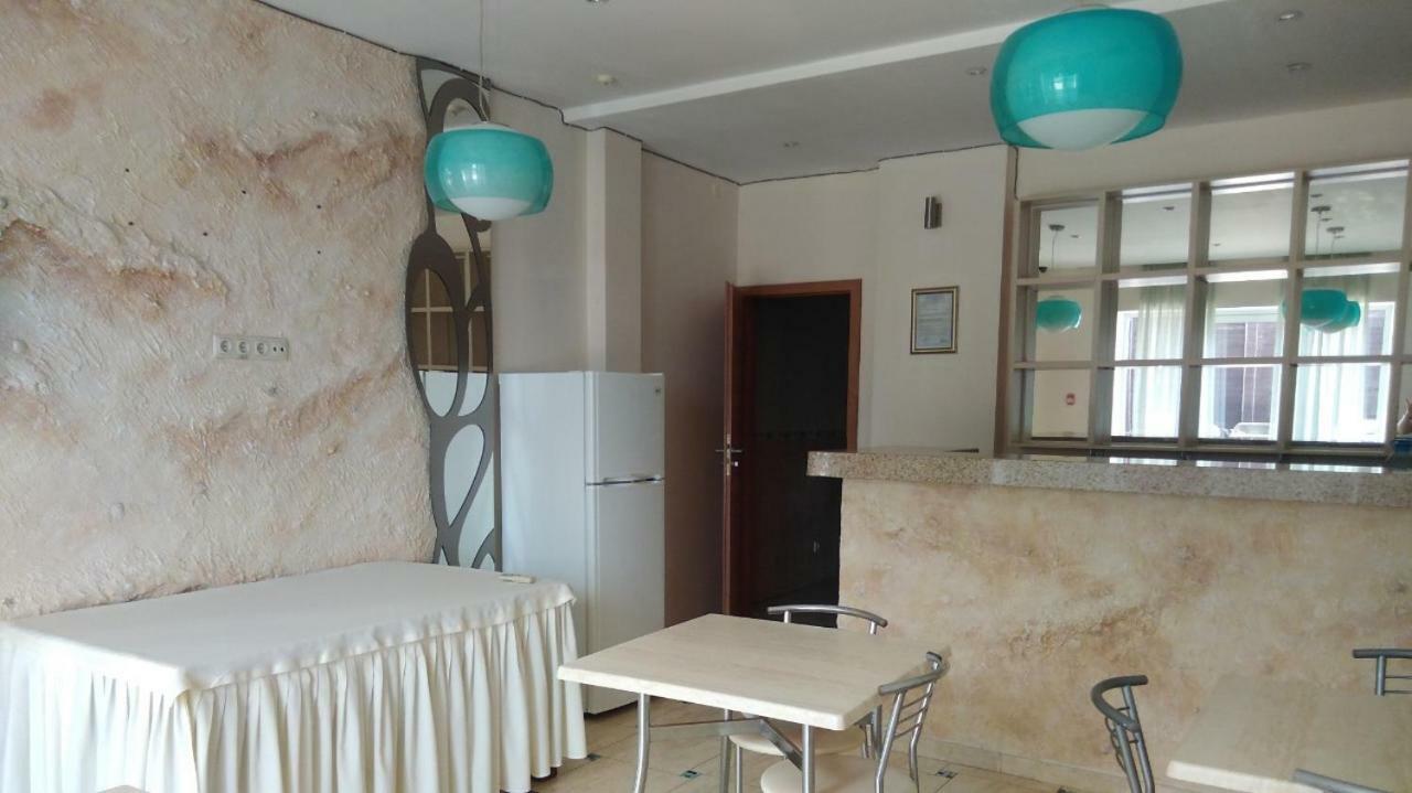 أوديسا Columbus Hotel المظهر الخارجي الصورة